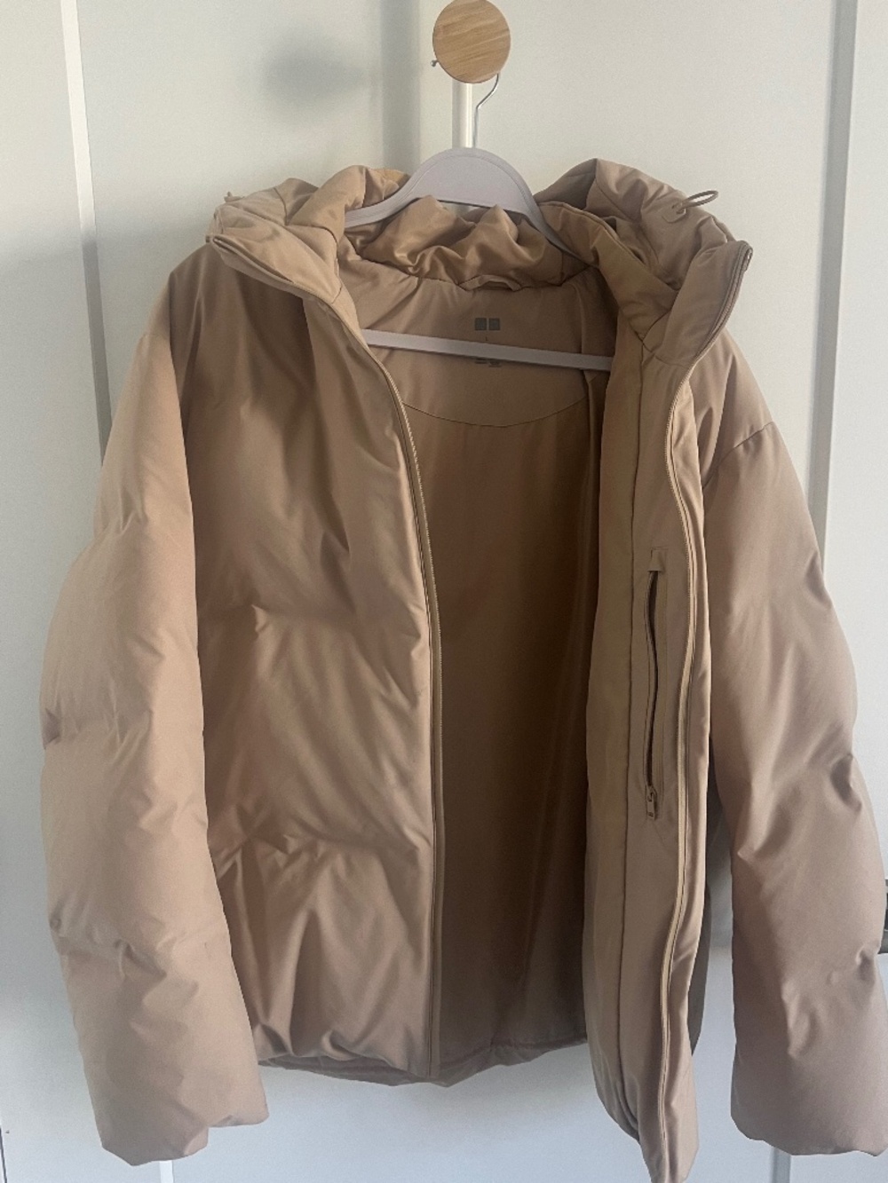 UNIQLO Seamless Down Parka Jacket – Like New – Winter Essential (Size L)
